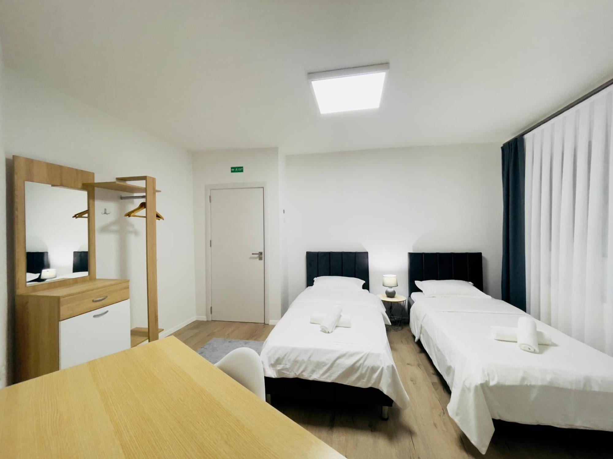 Pristinanest Hotel Ngoại thất bức ảnh